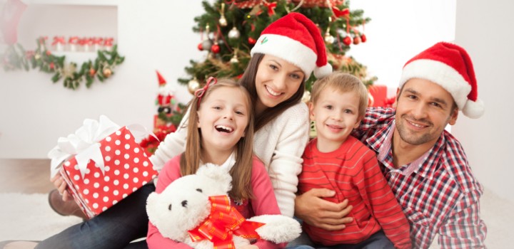 Christmas-family-720x3501